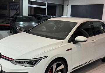 VW Golf 32.000 km 27.900 &euro; essen 45139