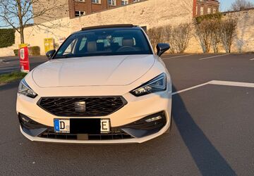 Seat Leon 127.356 km 16.000 &euro; Düsseldorf 40225