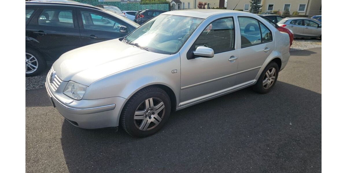 VW Bora 102.395 km 3.999 &euro; Gevelsberg 58285