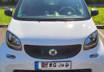Smart city-coupé/city-cabrio 67.080 km 6.300 &euro; Essen, Stadt 45239