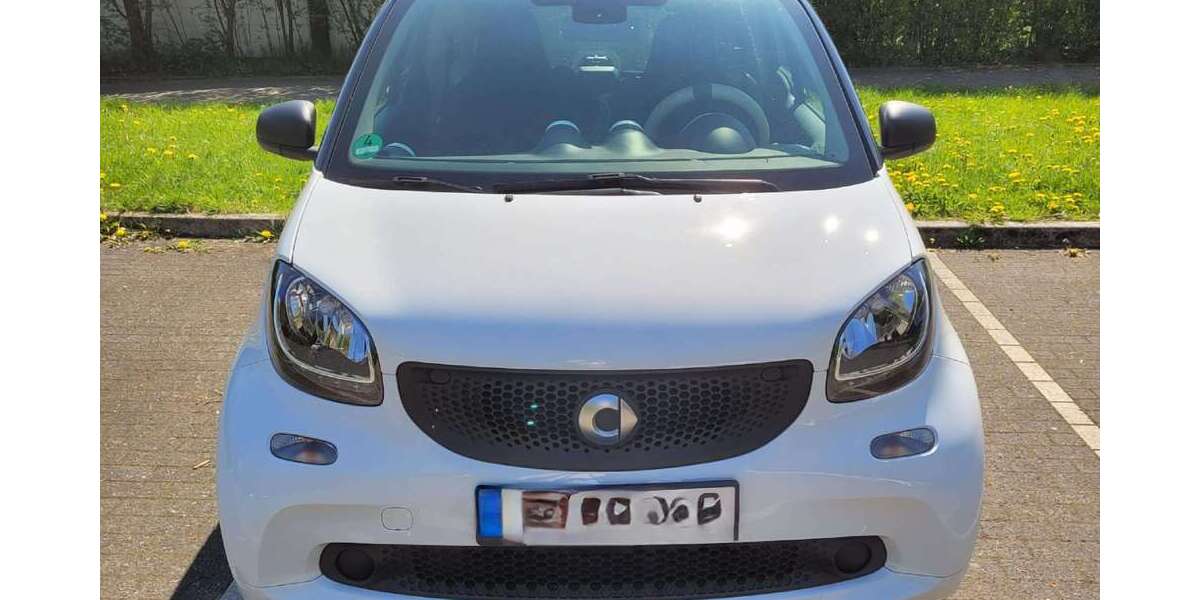 Smart city-coupé/city-cabrio 67.080 km 6.300 &euro; Essen, Stadt 45239