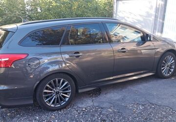 Ford Focus 126.000 km 6.666 &euro; Hückeswagen 42499