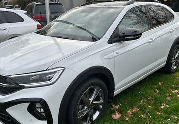 VW Taigo 13.887 km 27.650 &euro; Düsseldorf 40472
