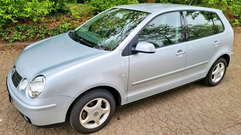 VW Polo 31.606 km 4.189 &euro; Düsseldorf 40589