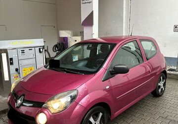 Renault Twingo 180.000 km 2.100 &euro; Düsseldorf 40545