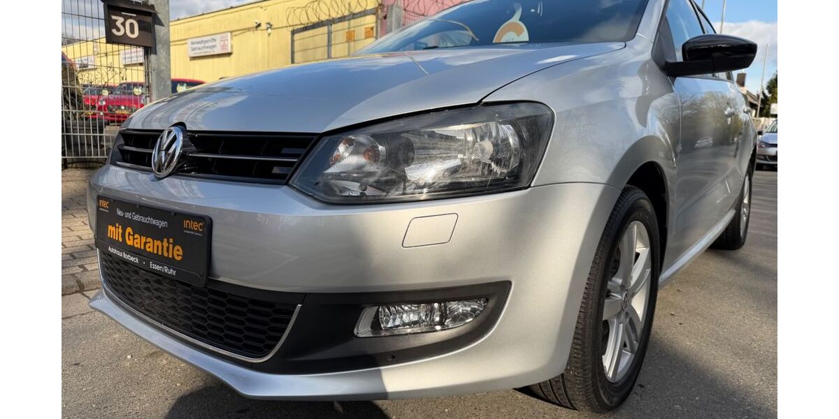 VW Polo 61.214 km 7.490 &euro; Essen - Borbeck 45355