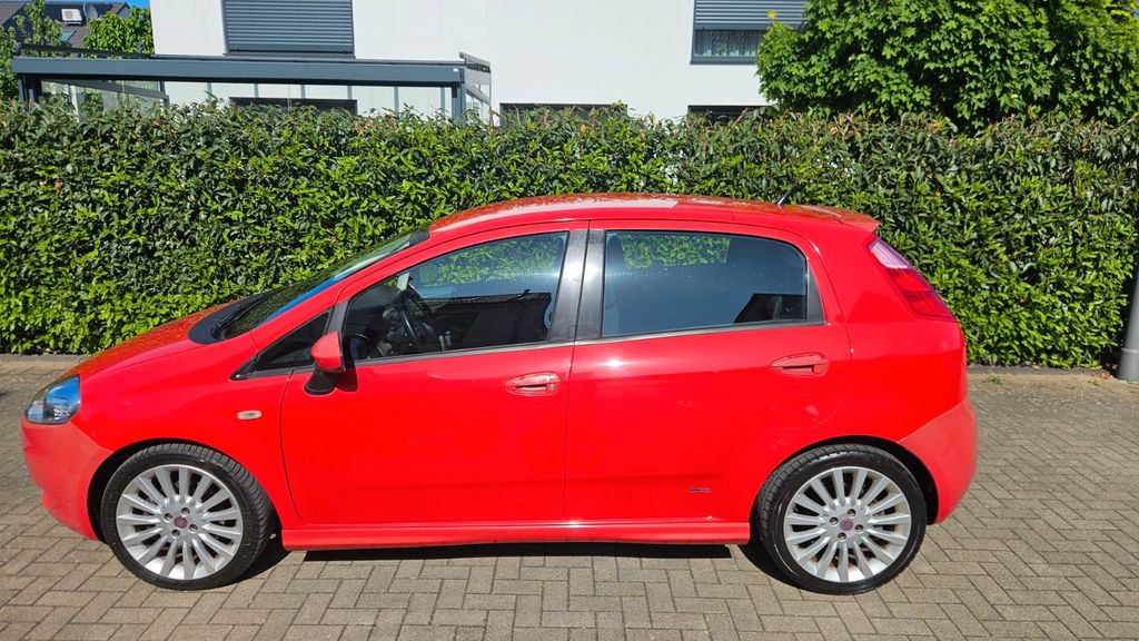 Fiat Grande Punto 125.750 km 2.999 &euro; Langenfeld 40764