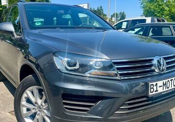 VW Touareg 248.100 km 13.200 &euro; Mülheim 45481