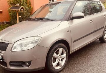 Skoda Fabia 119.280 km 3.290 &euro; Solingen 42651