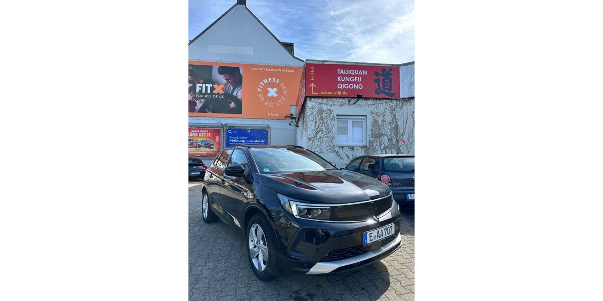Opel Grandland (X) 106.000 km 18.800 &euro; Essen 45276