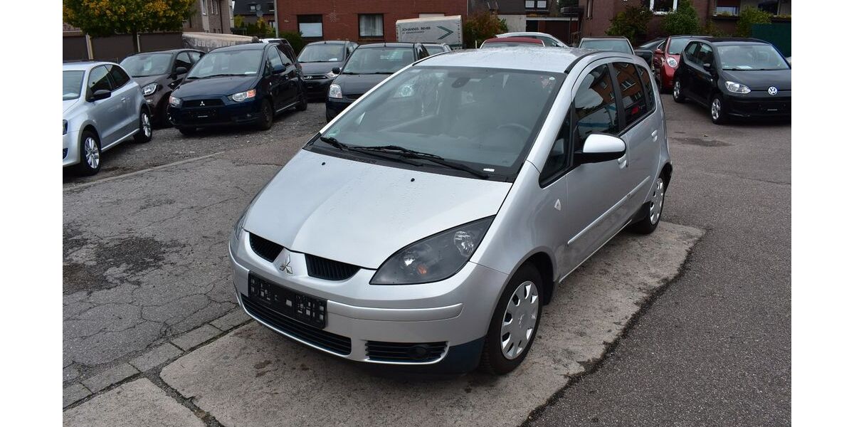 Mitsubishi Colt 82.200 km 4.980 &euro; Oberhausen 46145