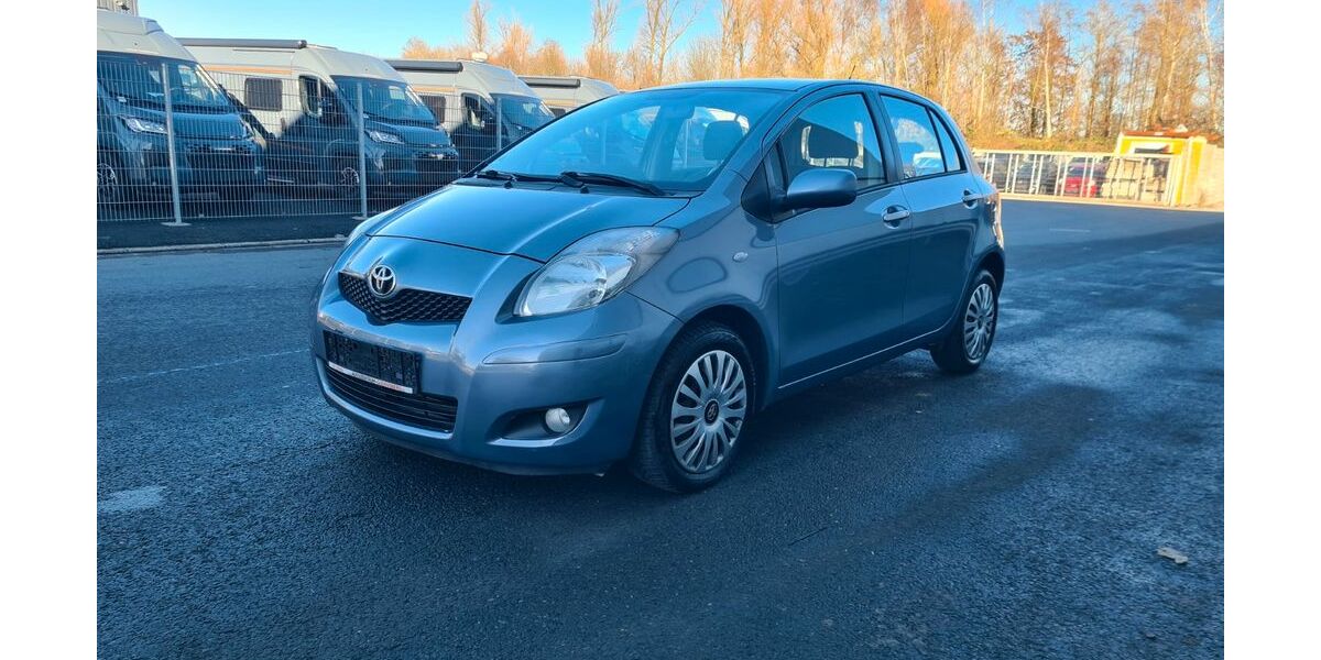 Toyota Yaris 236.478 km 3.490 &euro; Essen 45309