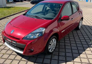 Renault Clio 126.000 km 3.650 &euro; Essen 45329