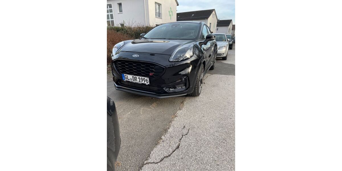 Ford Puma 68.000 km 18.300 &euro; Remscheid 42857