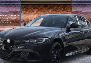 Alfa Romeo Giulia 12.600 km 71.990 &euro; Burscheid 51399