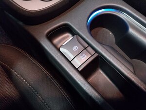 Hyundai Kona Prime 2WD H-UP Kam Navi SHZ LHZ ACC 27.595 km 21.980 &euro; HAAN 42781