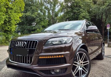 Audi Q7 240.000 km 16.300 &euro; Duisburg 47178