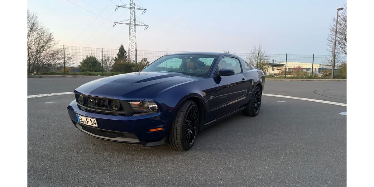 Ford Mustang 70.000 km 25.900 &euro; Wermelskirchen 42929