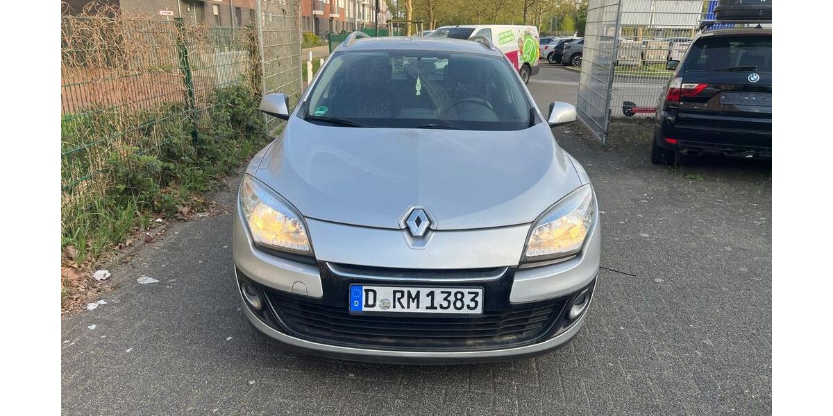 Renault Megane 175.893 km 4.450 &euro; Düsseldorf 40597
