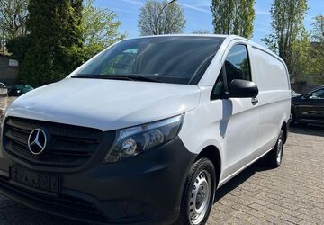 Mercedes-Benz Vito 152.435 km 10.490 &euro; Düsseldorf 40597