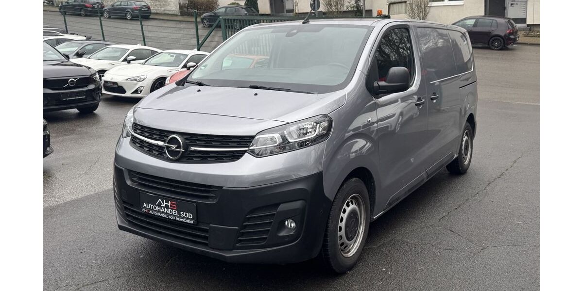 Opel Vivaro 24.000 km 25.400 &euro; Remscheid 42857
