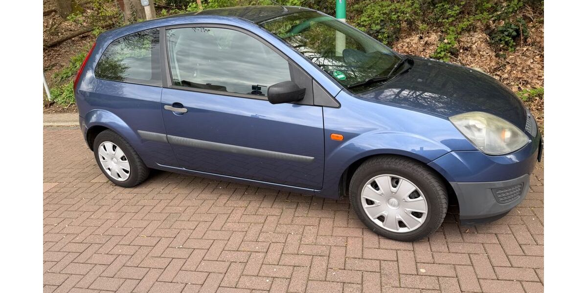 Ford Fiesta 215.000 km 1.500 &euro; Velbert 42555