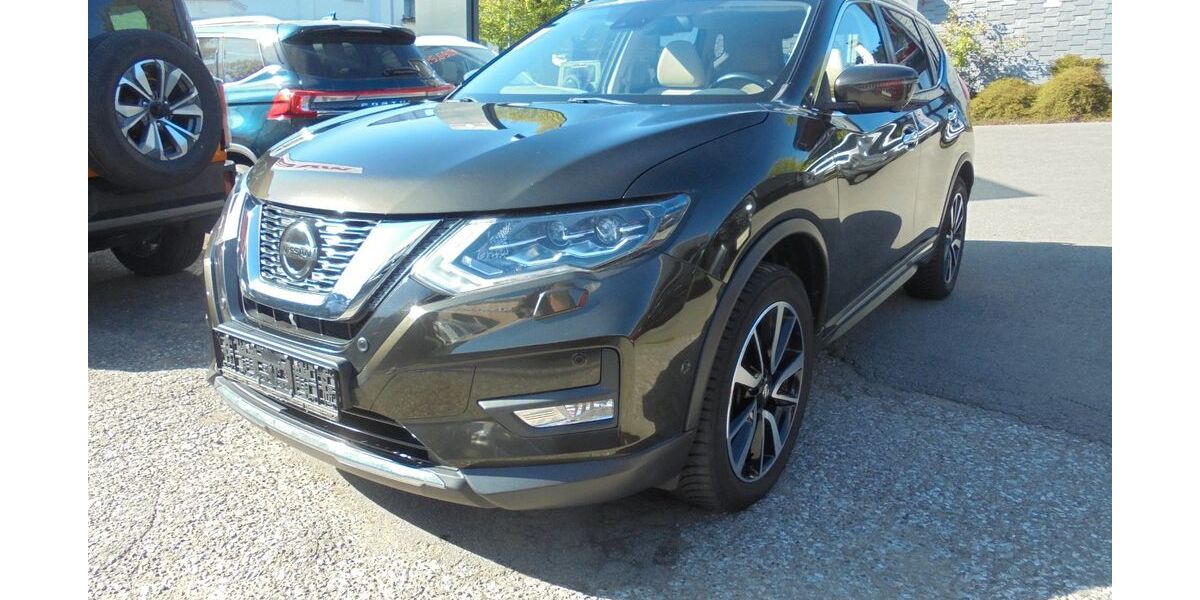 Nissan X-Trail 106.500 km 17.990 &euro; Radevormwald 42477