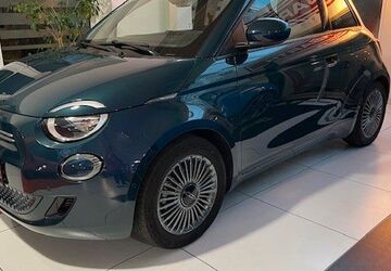 Fiat 500e 22.400 km 16.390 &euro; Wuppertal 42107