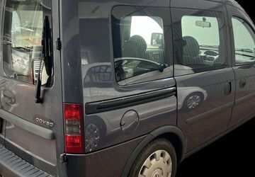 Opel Combo 181.000 km 3.350 &euro; Duisburg 47269