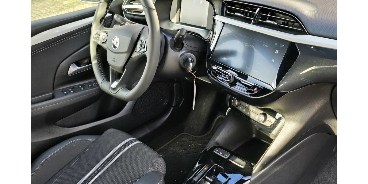 Opel Corsa GS Automatik|Winterpaket|ACC|Kamera 17.762 km 18.550 &euro; Wermelskirchen 42929