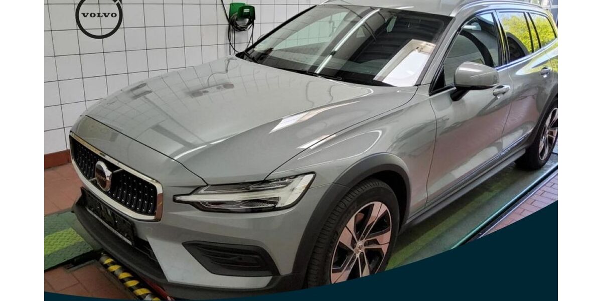 Volvo V60 Cross Country 22.145 km 37.990 &euro; Essen-Kray 45309