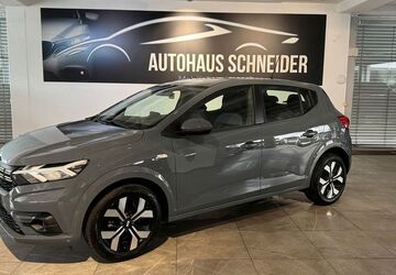 Dacia Sandero 9.235 km 17.400 &euro; Ratingen 40880