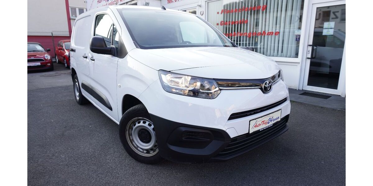 Toyota Proace (Verso) 65.180 km 12.990 &euro; Wuppertal 42109