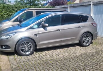 Ford S-Max 109.000 km 21.500 &euro; Langenfeld 40764