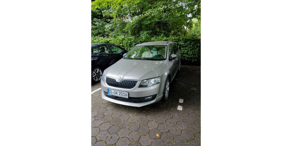 Skoda Octavia 116.000 km 10.900 &euro; Düsseldorf 40625