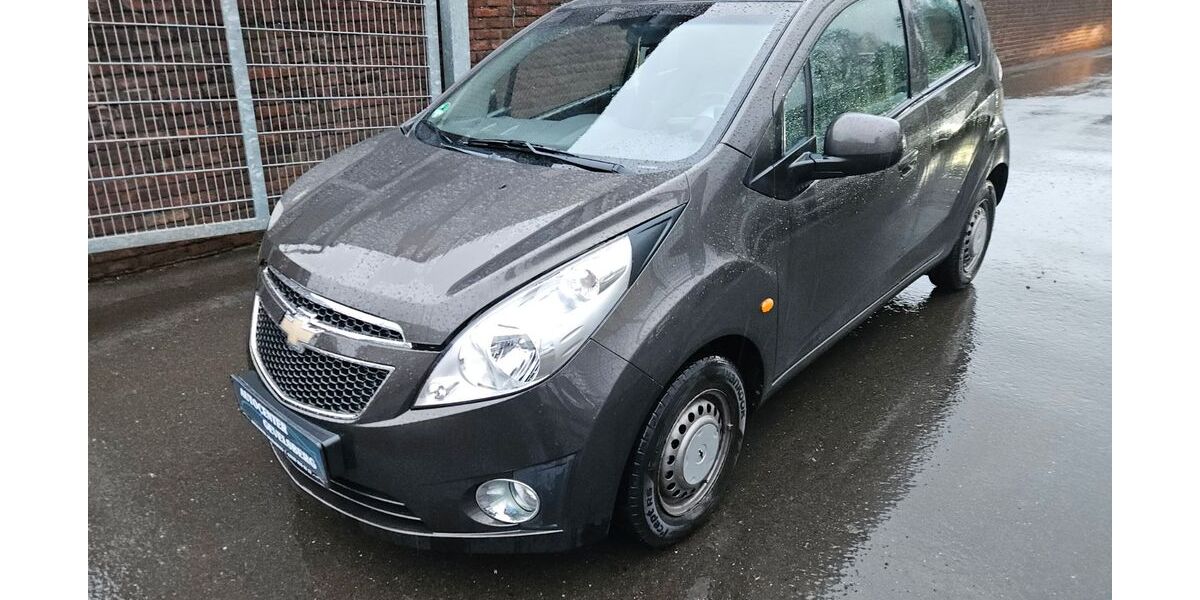 Chevrolet Spark 95.233 km 3.299 &euro; Gevelsberg 58285