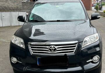 Toyota RAV 4 238.000 km 6.900 &euro; Düsseldorf 40223