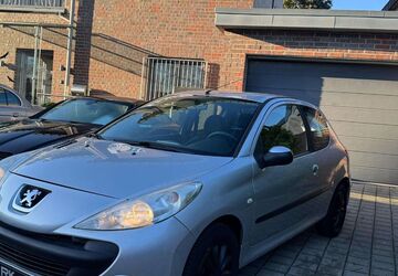 Peugeot 206 157.000 km 2.200 &euro; Solingen 42651