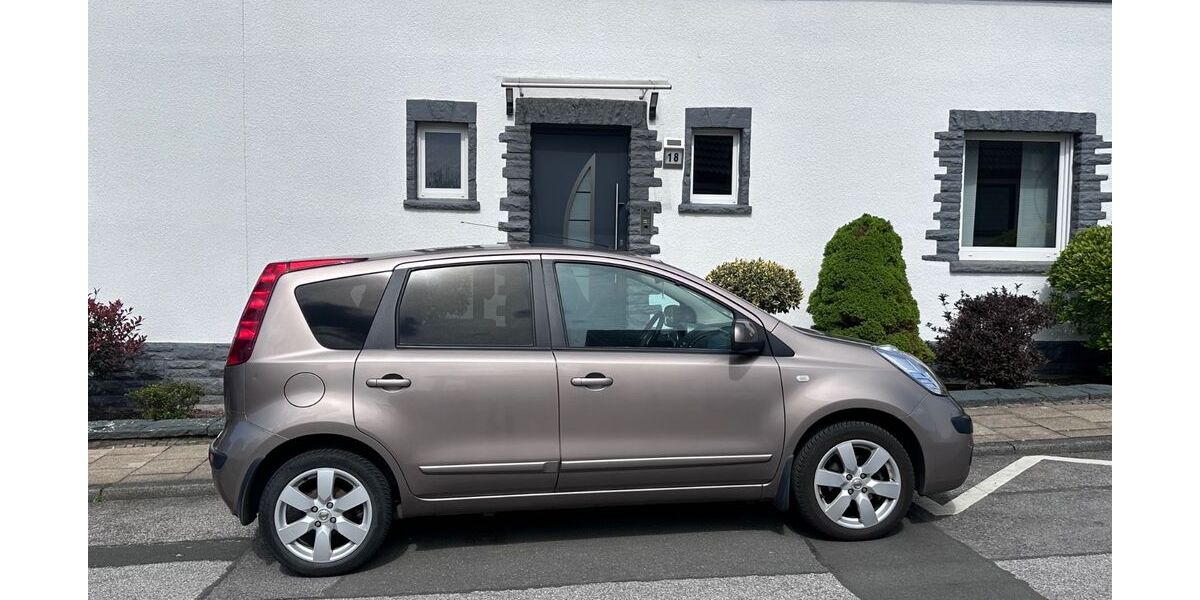 Nissan Note 129.000 km 3.400 &euro; Hattingen 45527