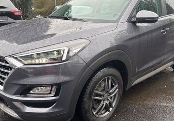 Hyundai TUCSON 48.700 km 21.650 &euro; Neuss 41464