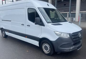Mercedes-Benz Sprinter 198.000 km 20.900 &euro; Essen 45356