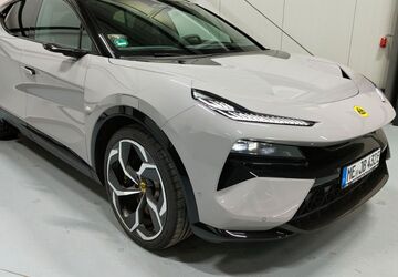 Lotus Eletre 27.500 km 99.489 &euro; Haan 42781