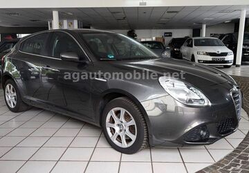 Alfa Romeo Giulietta 149.900 km 8.699 &euro; Hilden 40721