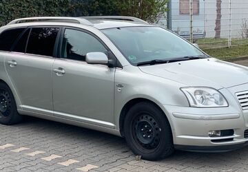 Toyota Avensis 330.000 km 1.200 &euro; Solingen 42657