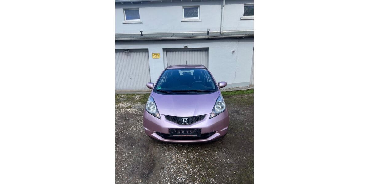 Honda Jazz 26.900 km 7.180 &euro; Wuppertal 42109