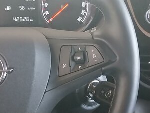 Opel Karl Rocks SHZ LHZ Temp. PDC 42.525 km 9.990 &euro; HAAN 42781