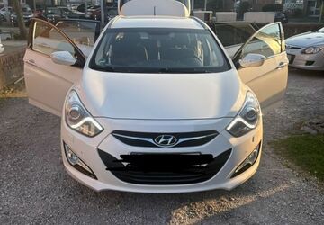 Hyundai i40 113.000 km 8.300 &euro; Herten 45699