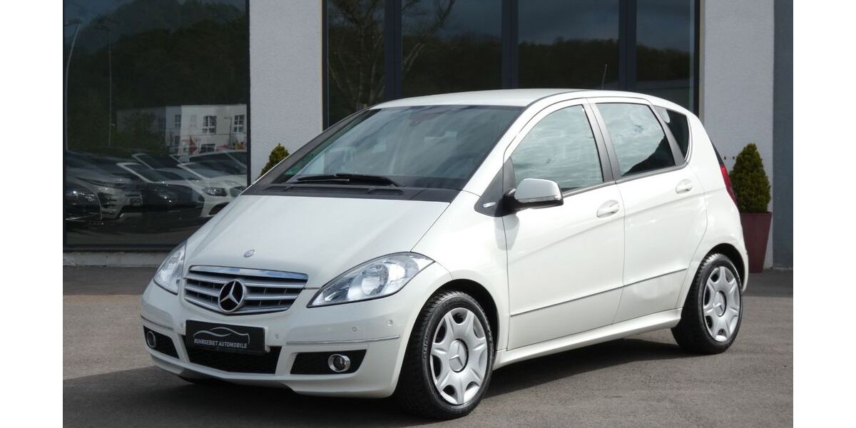 Mercedes-Benz A 180 66.602 km 4.450 &euro; Bochum 44807
