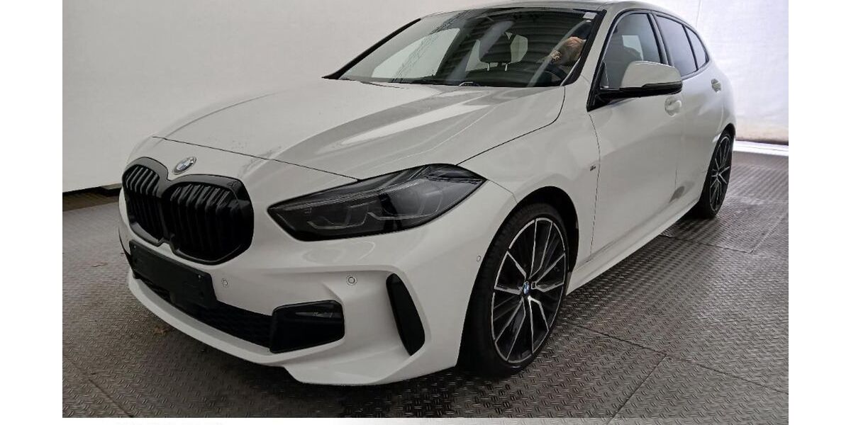 BMW 118 36.400 km 27.999 &euro; Meerbusch 40668