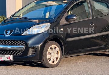 Peugeot 107 128.000 km 2.799 &euro; Mülheim an der Ruhr 45475